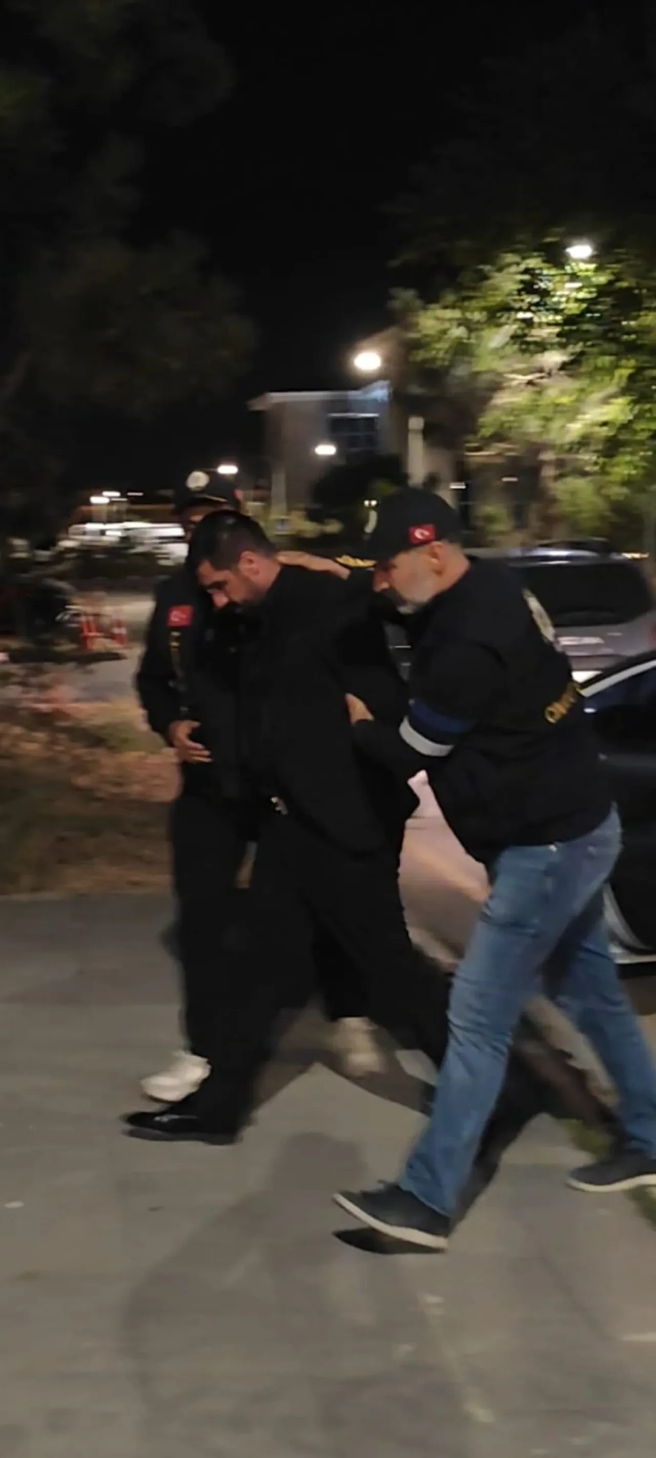 'Vanlı Kara Haydar' gözaltına alındı! Düğünde takılan milyonluk altınlar incelenecek