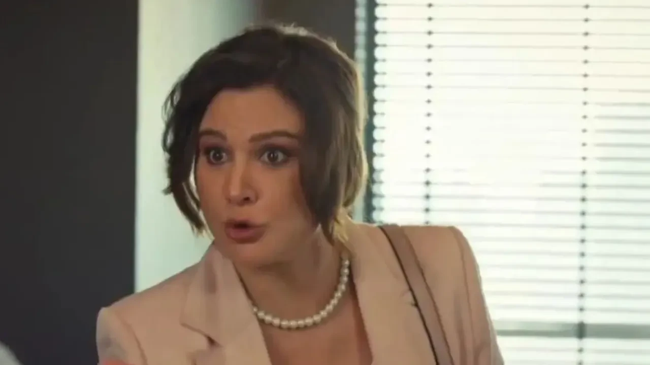 Yahşi Cazibe’nin Simge’si Hande Katipoğlu yıllar sonra ekranlara geri döndü! Görenler tanımakta zorlandı