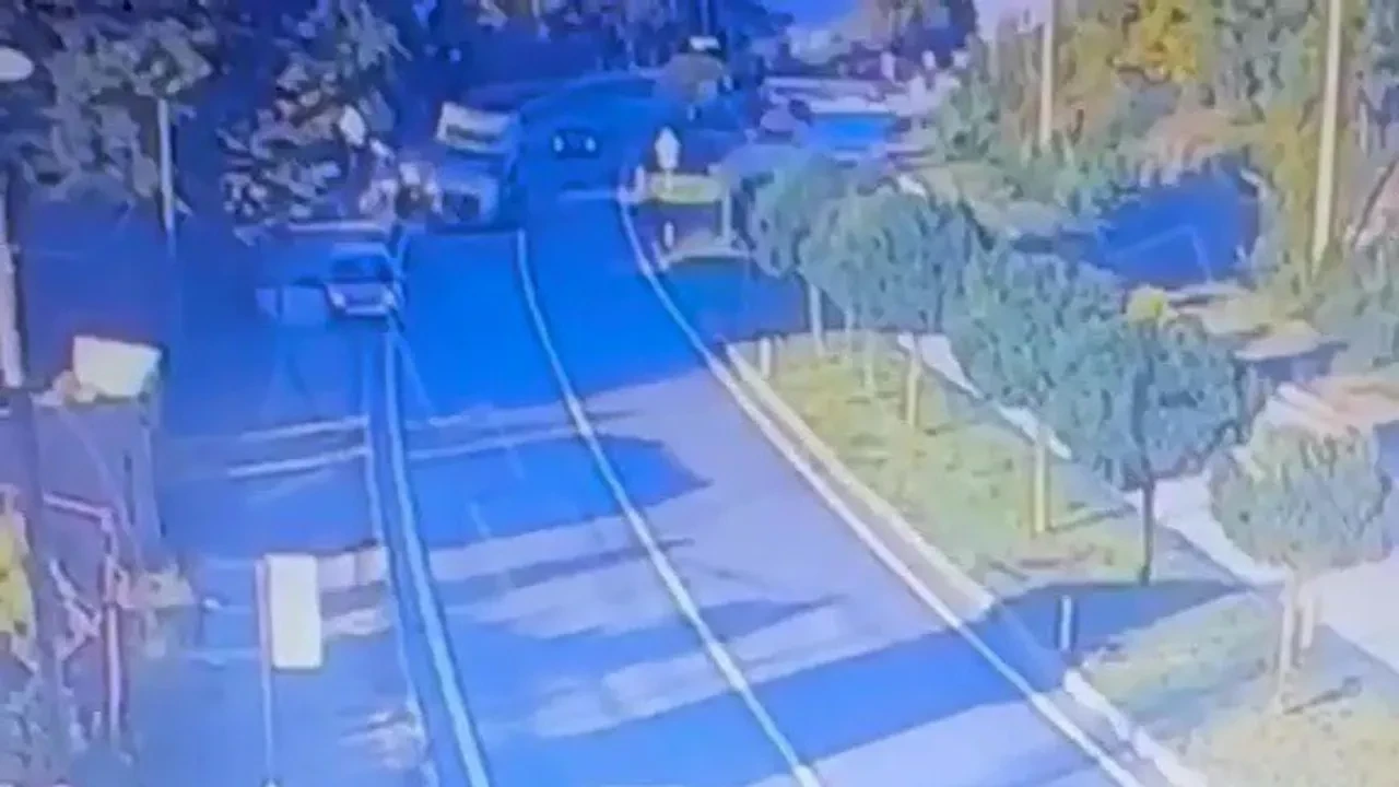 4 kişinin öldüğü feci kaza kamerada! 