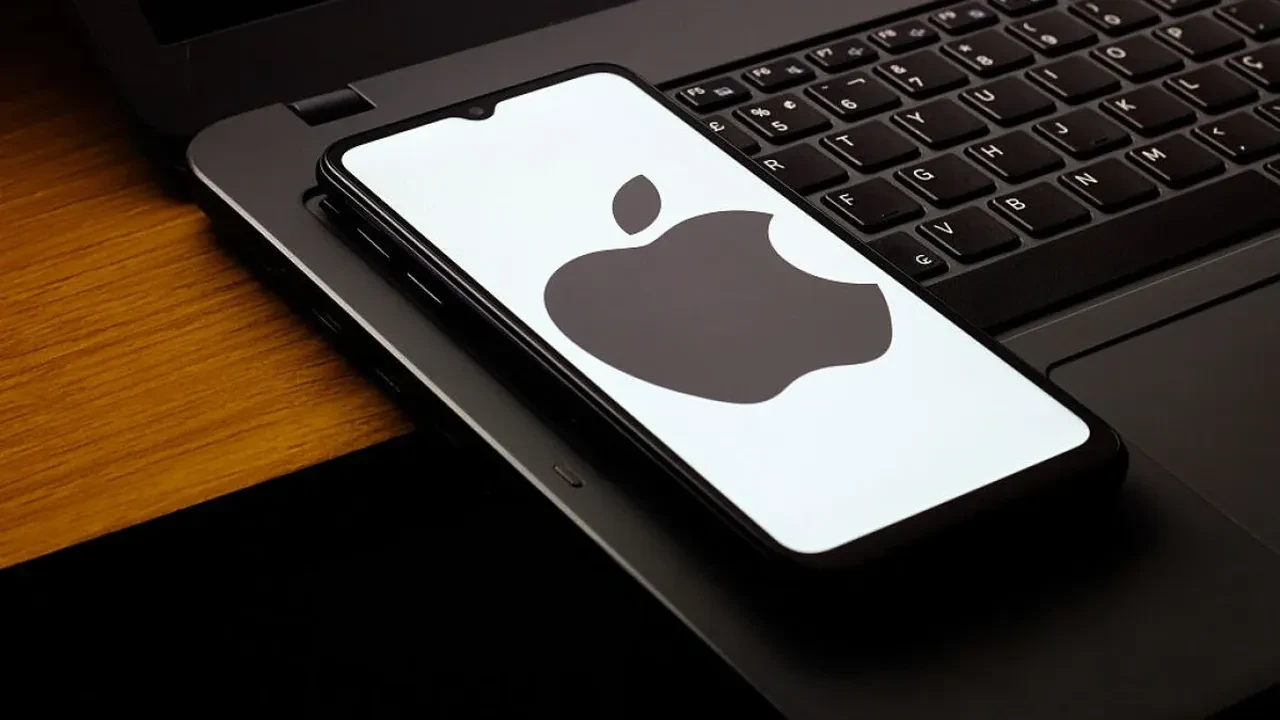 Apple iPhone Duo ile katlanabilir telefon dönemine giriyor: Fiyatı, özellikleri ve çıkış tarihi!