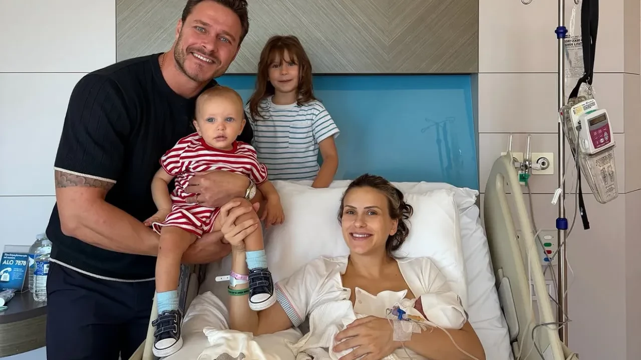 Burak Çelik ve Ece Çelik'in ikinci bebek mutluluğu! Kızlarının adı belli oldu