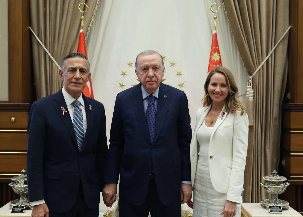 Cumhurbaşkanı Erdoğan, Tom Barrack ile görüştü