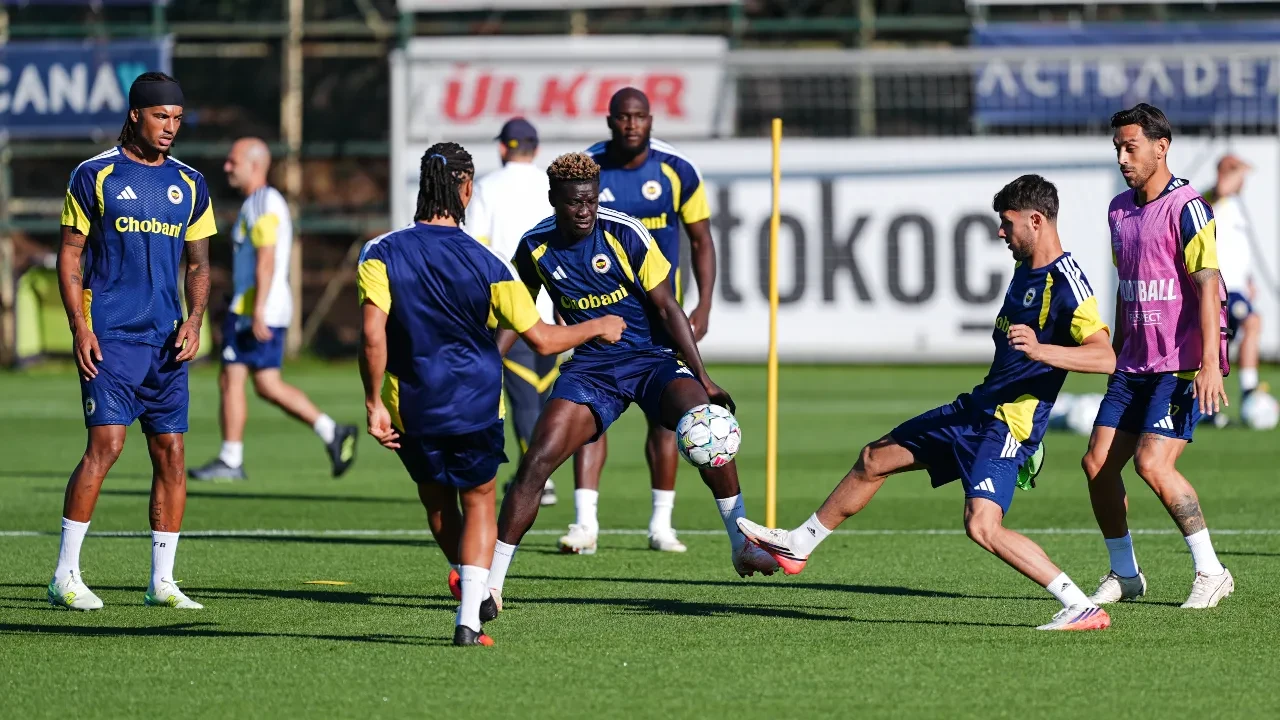 Fenerbahçe, Roma hazırlıklarını tamamladı