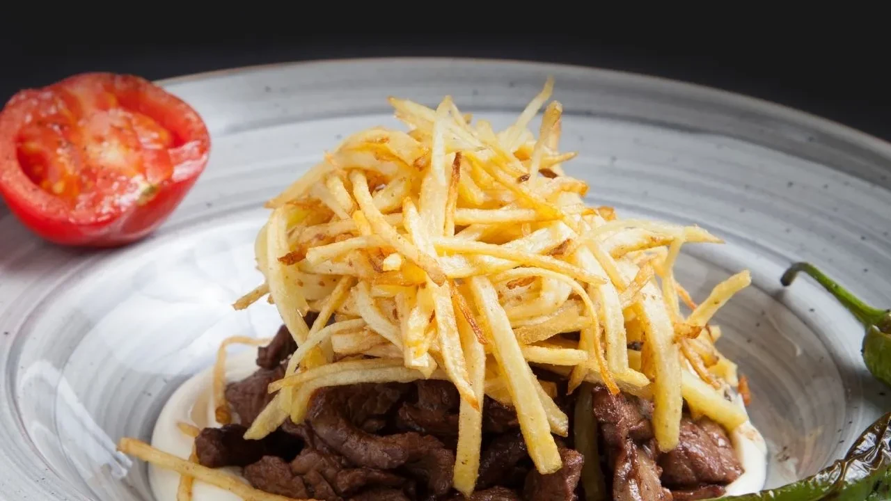 Masterchef Çökertme Kebabı tarifi ve yapılışı! Yılların esnafından orijinal tavuklu, etli Çökertme Kebabı sırrı