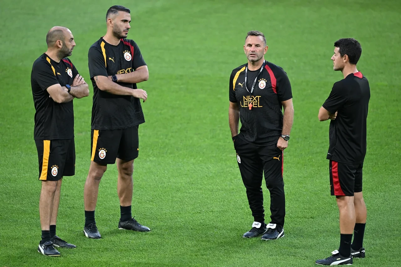 Okan Buruk'tan Sporting maçı öncesi sakatlık açıklaması: Nereden çıktı bilmiyorum