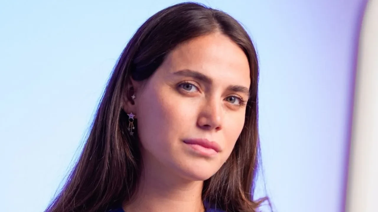 Oyuncu Ceyda Ateş 2 yıllık mücadelenin ardından ameliyat oldu! Hastane odasından ilk paylaşım