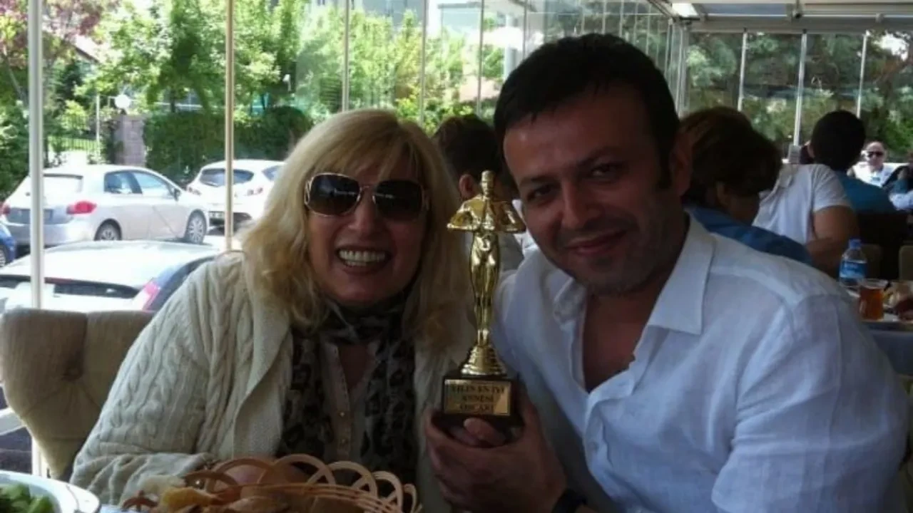 Serhat Mustafa Kılıç mezarındaki yürek burkan anne detayı! 8 yıl önce kaybetmişti