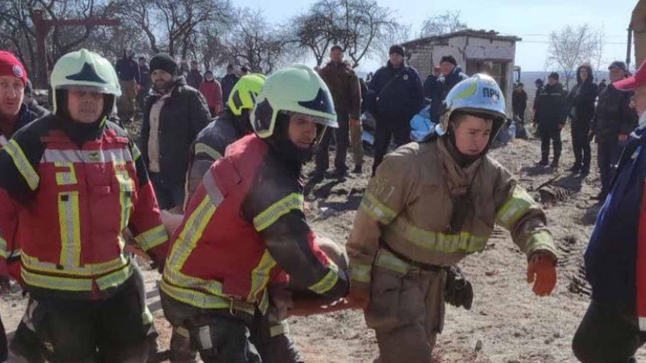 Ukrayna’nın kuzeybatısında yer alan Rivne kenti yakınlarındaki televizyon kulesi Rusya tarafından vuruldu.