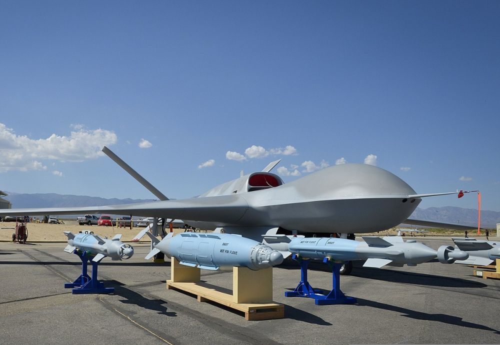 3. ABD – General Atomics MQ-20 Avenger/Predator

XQ-58 ve X-47B’ye nazaran daha çok günümüz şartlarına uygun olan, gelişmiş bir uçaktır ve günümüz SİHA'larının zirvesi olarak da bilinirler.

Amerikanın en başarılı SİHA’larından olan MQ-9 Reaper'ların turbofan jet motoruyla güncellenmesinin yanı sıra MQ-9 Reaper’a göre tasarımında yapılan değişiklikler sayesinde de radar tarafından tespit edilmesi daha zorlaştırılmıştır.
