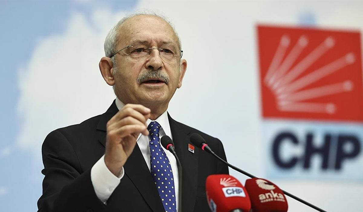 <h3>'ERKEN SEÇİM' İDDİASI</h3><p>Bugün bir televizyon kanalına konuk olan Kemal Kılıçdaroğlu, ekonominin kötüye gitmesi sebebiyle erken seçim olacağını savundu. Kasım ayında erken seçim olabileceğini belirten Kılıçdaroğlu, her türlü senaryoya karşı hazırlıklı olduklarını vurguladı.</p>