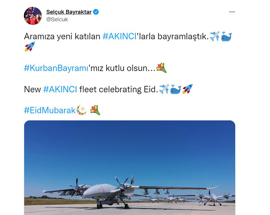 <p>Yedi AKINCI TİHA’nın bir arada olduğu görüntüleri paylaşan Baykar Teknoloji lideri, 