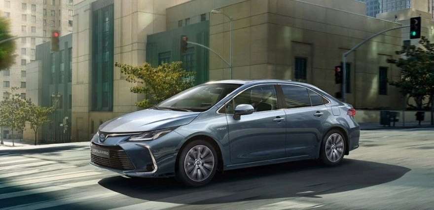 <p><strong>TOYOTA</strong><br />Corolla 1.5 Vision </p><p>Liste fiyatı 539.450 TL</p><p>COROLLA 1.5 Vision Multidrive S - 563.150 TL</p><p>COROLLA 1.5 Dream - 596.350 TL </p><p>COROLLA 1.5 Dream Multidrive S - 620.100 TL</p><p>COROLLA 1.5 Flame Multidrive S - 659.450 TL</p><p>1.5 Flame X-Pack Multidrive S - 696.100 TL </p>