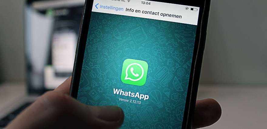 <p>Her platformda sık sık güncellenen WhatsApp, mesaj silme özelliğiyle de avantajlı özellikler sunuyor. Ancak mesaj silme özelliğindeki kısıtlama uzun süredir can sıkıyordu. Çünkü kullanıcılar bir mesajı silmek istediğinde en fazla 1 saat gibi kısa bir süresi oluyordu. Neyse ki bu sorunu kökten çözecek önemli açıklama geldi.</p>