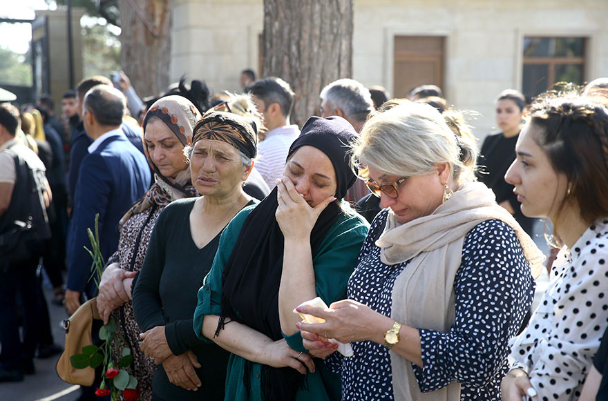 <p>Ermenistan’ın provokatör tavrı sloganlar ile protesto edildi. </p>