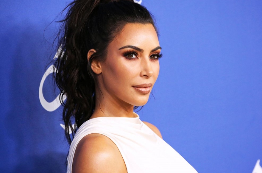 <p>Kim Kardashian Takipçi: 311 milyon Paylaşım Başına Gelir: 1,689,000 dolar</p>