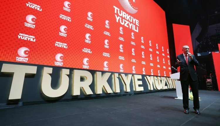 <p>Cumhurbaşkanı Recep Tayyip Erdoğan, Ankara Spor Salonu'nda düzenlenen AK Parti 