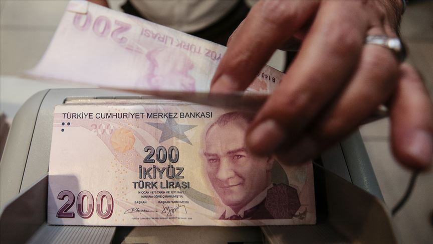 <p><strong>TÜRKİYE İŞ BANKASI:</strong> İhtiyaç kredisinde yüzde 2,05 oranında faiz uygulaması bulunuyor. Minimum vade 1 ay olurken maximum vade oranı 36 ay olarak ifade ediliyor.</p>