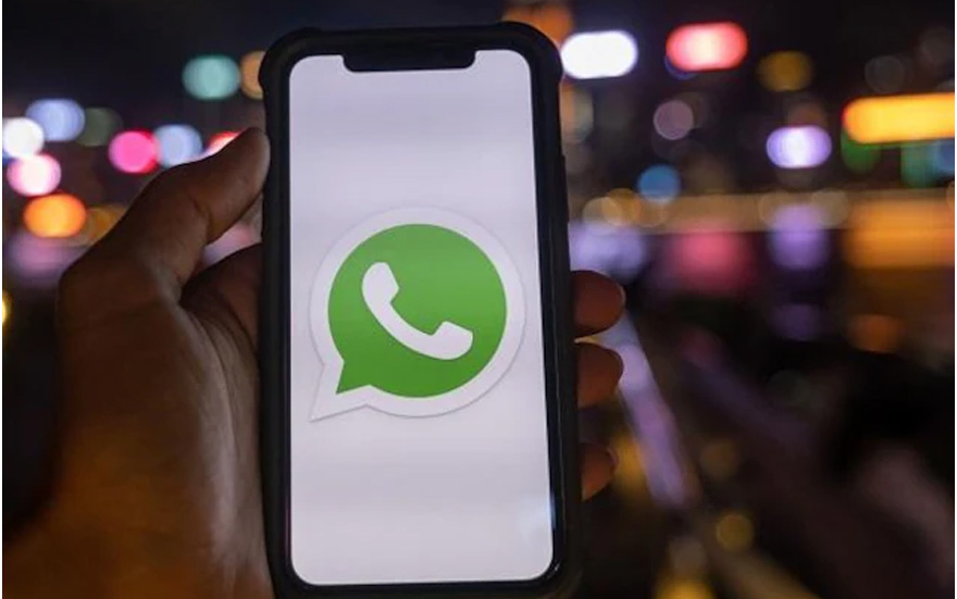 <p>Beta sürecinde yeni özellikleri test eden WhatsApp, şimdi de üç yeni işlevi içeren bir güncellemeye hazırlanıyor. Yakın zamanda ortaya çıkan yeniliklere gelin yakından göz atalım...</p>