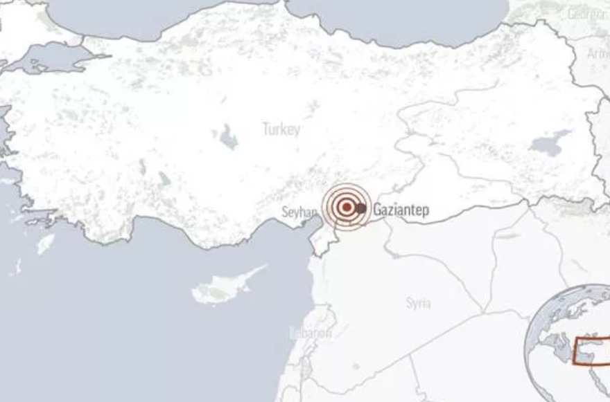 <h3><strong>GAZİANTEP DEPREM KAÇ ÖLÜ, KAÇ YARALI VAR?</strong></h3><p>Gaziantep deprem son durum gelişmelerinde ilk açıklamalara göre 500'den fazla binada hasar oluştu. Gaziantep Kalesi'nin de yıkıldığı söyleniyor. Son dakika açıklamasına göre, Gaziantep'te 80 kişinin öldüğü açıklandı. Bünyamin TEK hayatını kaybetti.</p>