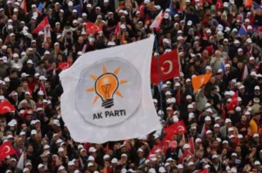 <p>AK Parti milletvekili adayları 2023 kim? AK Parti milletvekili adayları belli oldu mu? soruları ile AK Parti milletvekili adayları tam listesi merak konusu oldu. Cumhur İttifakı ortaklarından <a href=