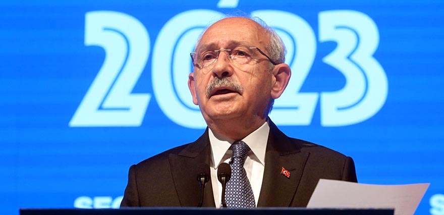 <h3>TERÖR ALGISI TERSİNE ÇEVRİLECEK</h3><p>İsmail Saymaz'ın köşe yazısında aktardığı kulis bilgilerine göre Kılıçdaroğlu, partisini terörle ilişkilendiren algıyı tersine çevirmeyi planlanıyor.</p>