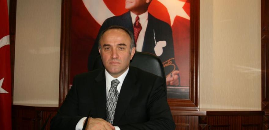 <p>Milli Güvenlik Kurulu Genel Sekreteri <strong>Seyfullah Hacımüftüoğlu'nun da Milli Savunma Bakanlığı ve İçişleri Bakanlığı'nda </strong>adı geçiyor.</p>