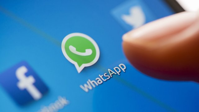 WhatsApp, profil fotoğrafı kullanma zorunluluğu getirmediği gibi, son çevrimiçi olma tarihini gizlemeye olanak tanıyor.