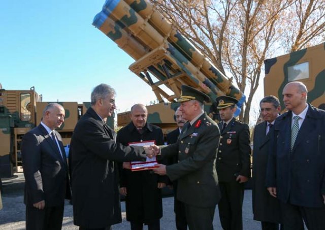 El Bab operasyonu

El Bab operasyonuna ilişkin son gelişmeleri değerlendiren Işık, bölgede sadece Türkiye'nin bulunmadığını vurgulayarak, şöyle konuştu:

