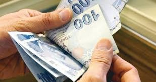 Türk-İŞ'in bu teklifi kabul edildiği takdirde asgari ücretin brüt rakamı da değişecek. Yapılan tahmini hesaplamalara göre bu rakamın 2.050 lira olması bekleniyor. 