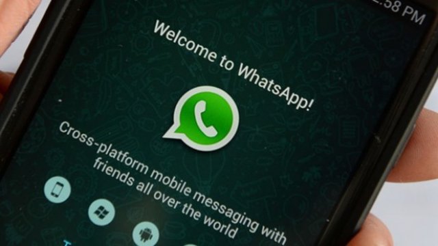 1 milyarı aşkın kullanıcısıyla dünyanın en çok kullanılan anlık mesajlaşma uygulaması olan WhatsApp'a yeni güncelleme geldi. iOS platformu için yapılan 93,8 MB boyutundaki güncellemeyle birlikte artık WhatsApp'tan GIF gönderilebiliyor.