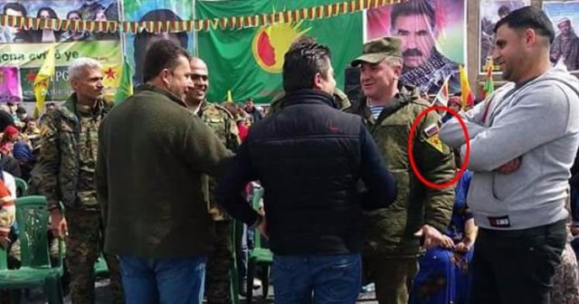 Fotoğraflarda Rus askerlerinin Halep'teki Nevruz kutlamalarına katılıp ellerinde YPG ve YPJ'nin flamaları ile poz verdikleri görüldü. Yine kutlamalar sırasında bölgede bulunan Rus birliğinin komutanı Tümgeneral Andrey Lovkov'un ise koluna YPG arması taktığı görüldü.