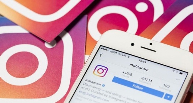 Bununla birlikte Instagram'da iş amaçlı hesaplara ulaşmak isteyen kullanıcılar için bu özellik yararlı olabilir. Instagram'da birçok şirketin veya markanın da hesabı var. Böylece kullanıcılar şirketin anlık iletilere yanıt verme açısından ne kadar aktif olduğunu veya cevap alıp alamayacaklarını da görebilir.