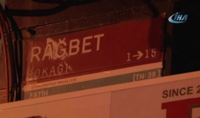 Bir araç sahibi Hasan Çiçekler, “Tır mahalleye dalmış, canlı bomba gibiydi. Önüne ne geldiyse almış, götürmüş. Bizim aracımız da pert olmuş.