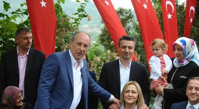 Muharrem İnce'nin oğlunun düğününde elindeki kasketi, mendili sallayarak sergilediği danslar çokça konuşulmuştu.