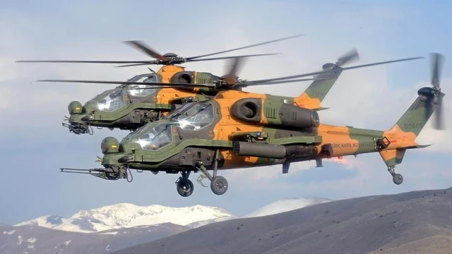 T 129 ATAK helikopter

TSK’nın son yıllarda envanterine kattığı T 129 ATAK helikopteri, hem tarruz hem de taktik keşiflerinde kullanılıyor.