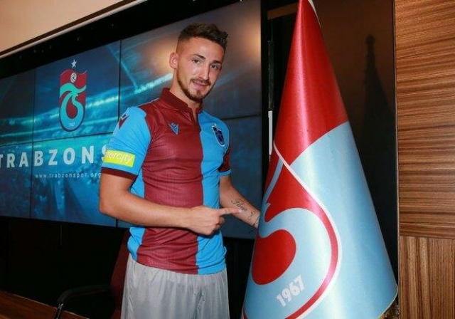 DONIS AVDIJAJ

Yeni Takımı: Hearts
Eski Takımı: Trabzonspor

