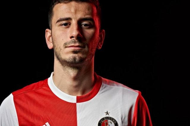 OĞUZHAN ÖZYAKUP

Yeni takımı: Feyenoord
Eski takımı: Beşiktaş