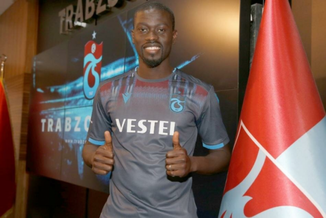 BADOU NDIAYE

Yeni takımı: Trabzonspor
Eski takımı: Stoke City