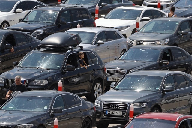 Türkiye'de yaşayanların ülkenin kıymetini bilmesi gerektiğini belirten Koyuncu, 