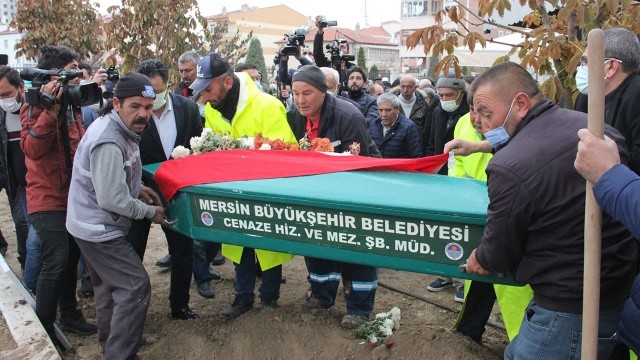 Gözaltındaki 8 kişinin Mersin'in Gülnar ilçesinde jandarma komutanlığında ifade işlemlerinin devam ettiğini öğrenildi.