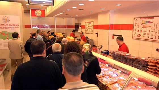 Fiyatları gören vatandaş oraya akın etti