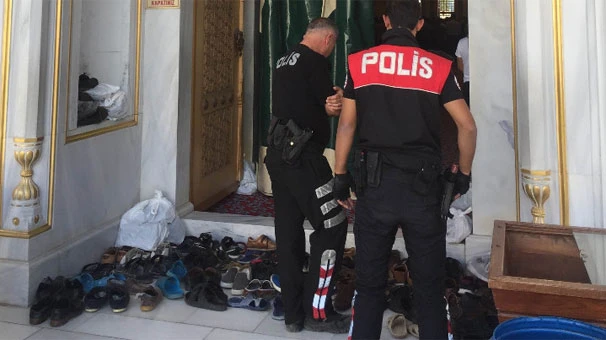 Camide panik! Vatandaşlar hemen polise haber verdi