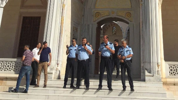 Camide panik! Vatandaşlar hemen polise haber verdi