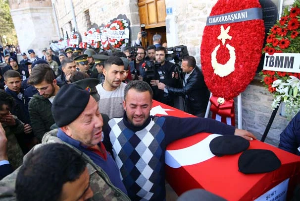 Konyalı şehidi son yolculuğuna 10 bin kişi uğurladı