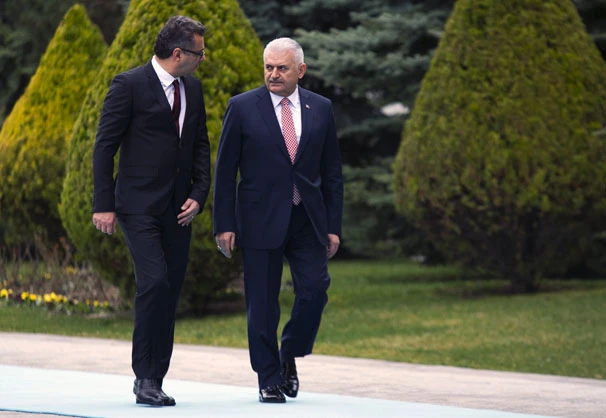 Başbakan Yıldırım, KKTC Başbakanı Erhürman'ı resmi törenle karşıladı