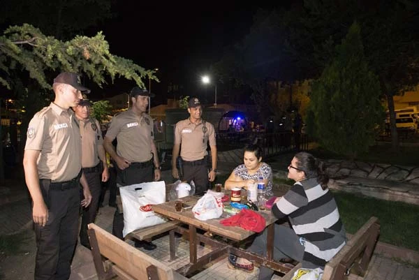 Bu gece göreve başladılar