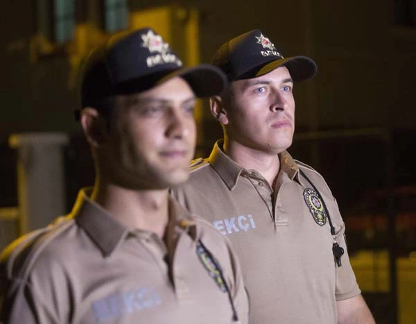 Bu gece göreve başladılar