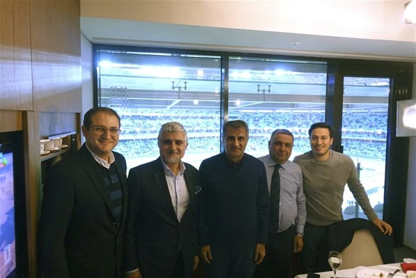 Karabağ'dan müthiş koreografi!