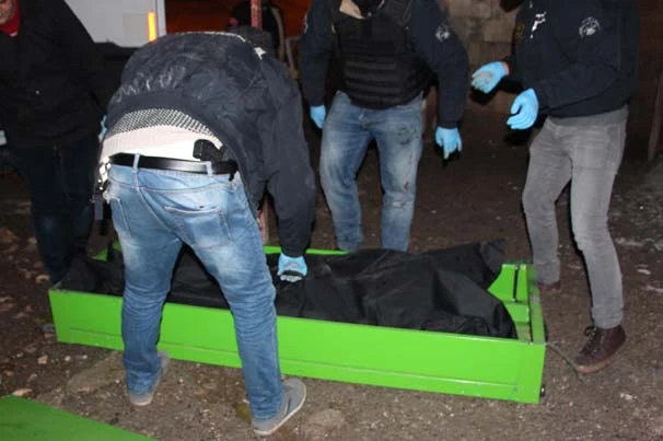 Şanlıurfa'da sansasyonel eylem hazırlığı yaptıkları belirtilen PKK'lılara baskın!