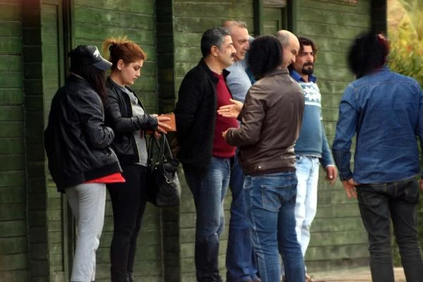 Sığınmacıları taşıyacak tekneyi denerken yakalandılar